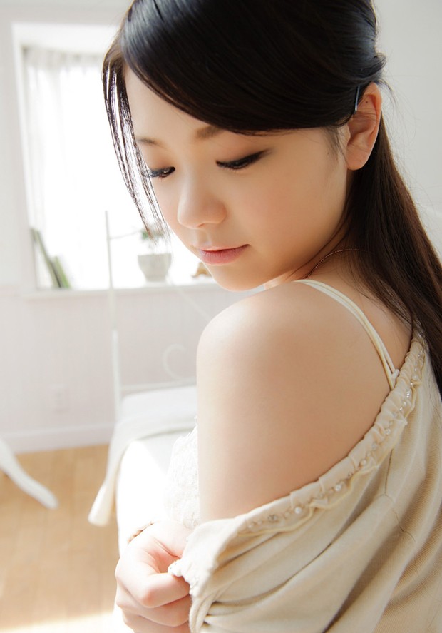 性感mm鶴田かな完美诱惑(12)