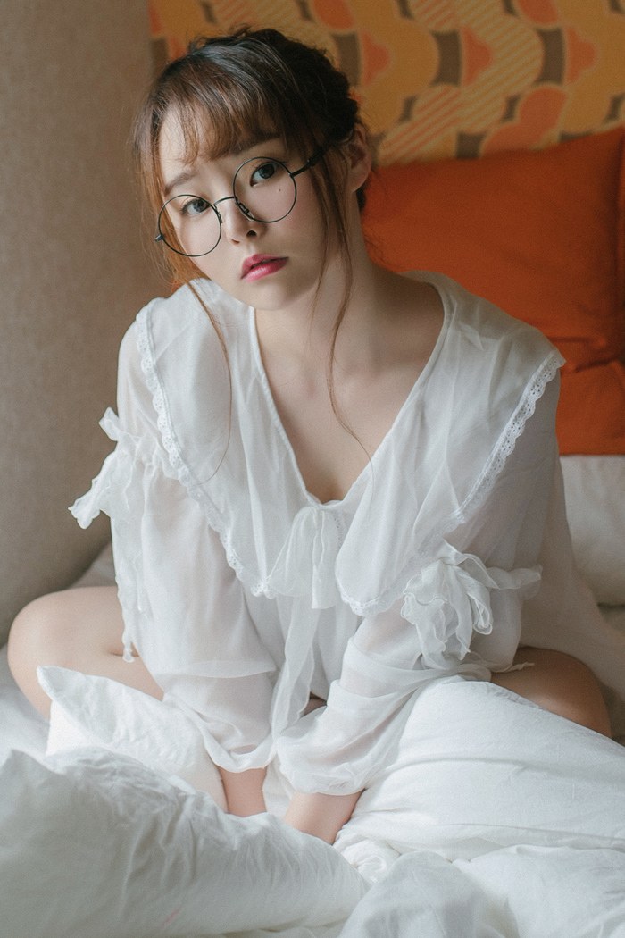 童颜巨乳柳侑绮秀丰乳肥臀好身材(40)