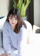 大眼萌妹小尤奈童颜巨乳令人想入非非(9)