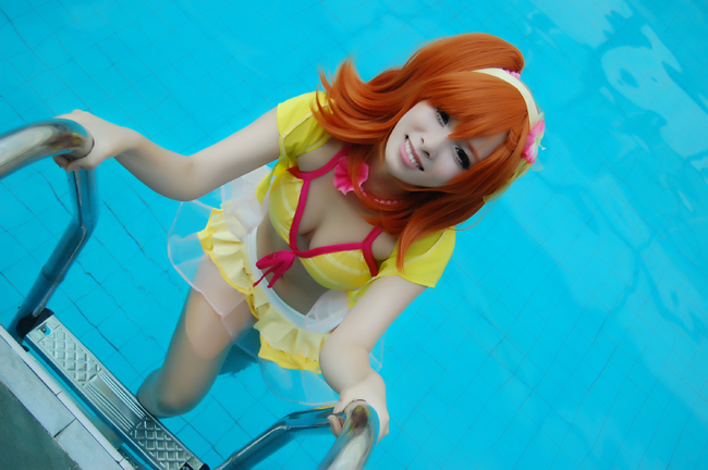 日本美女性感泳衣诱惑cosplay(2)