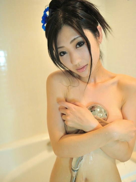 酒店里沐浴的湿身美女你的诱惑无法抵挡(8)
