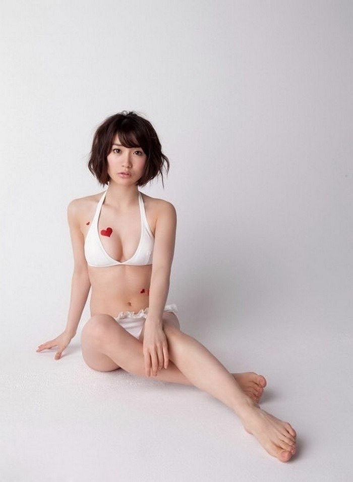 日本粉嫩诱人的美胸女优大岛优子性感写真(5)