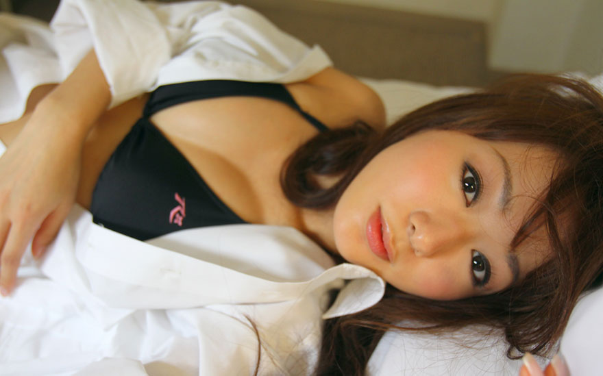 性感巨乳的妩媚撒娇女迷人诱惑写真(8)