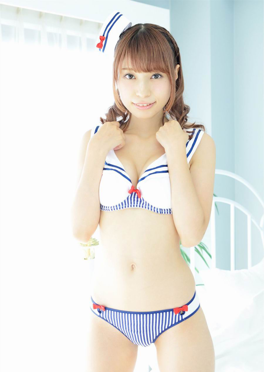 日本尤物寿埃里卡性感海军装(29)