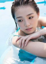 童颜美女篠崎愛泳装高清写真