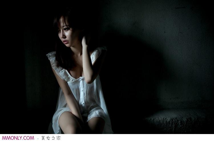 性感女神瑶瑶(3)