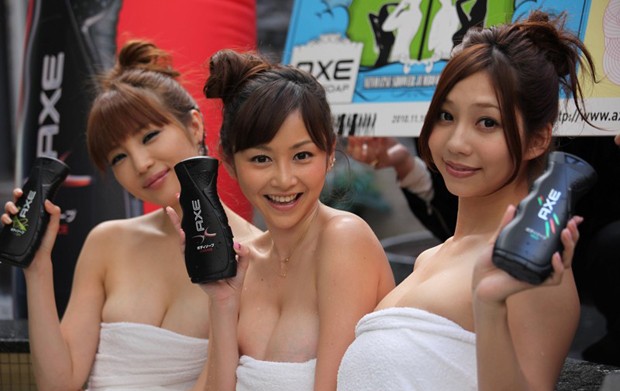 日本MM清纯姐妹花爆乳展会秀(2)
