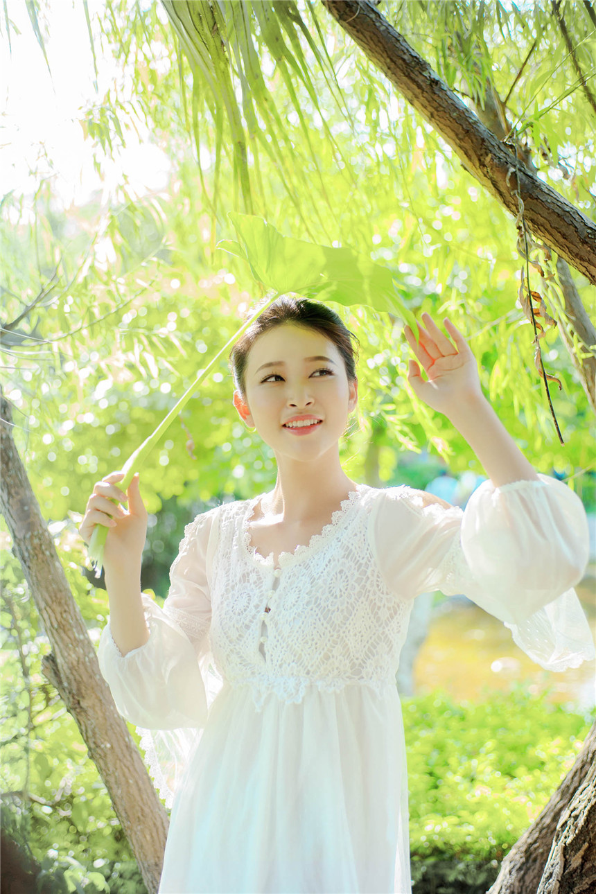 阳光美女清纯唯美户外写真(13)