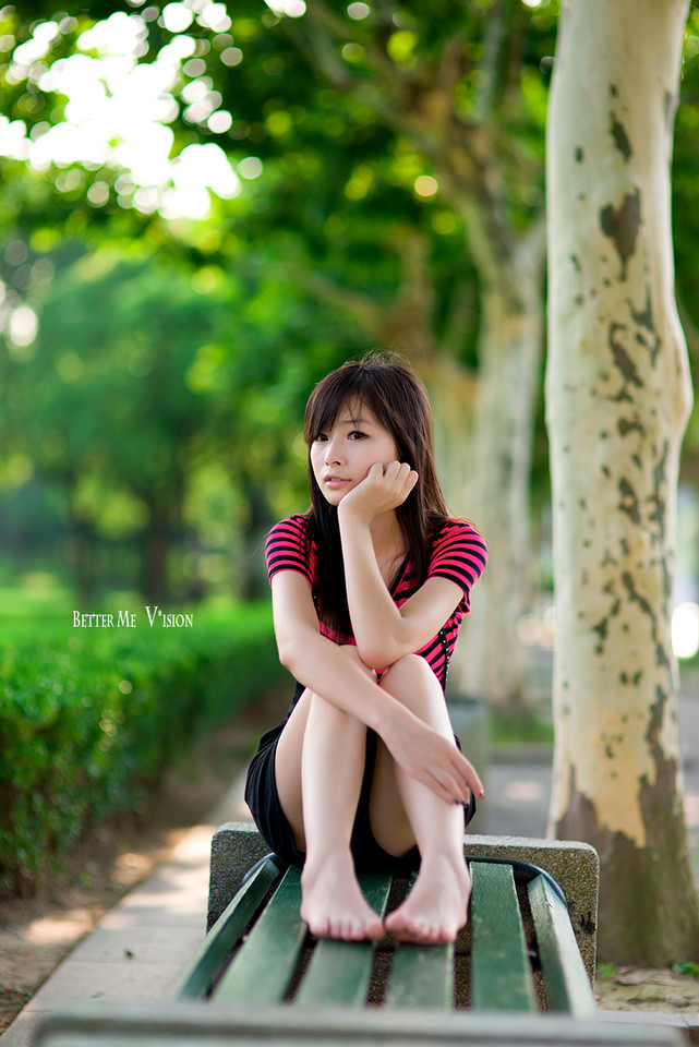 小清新美女可爱迷人户外写真(28)