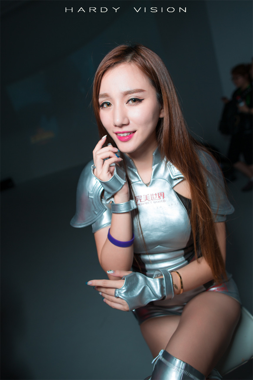 2014ChinaJoy白嫩少女酥胸迷人合集(19)