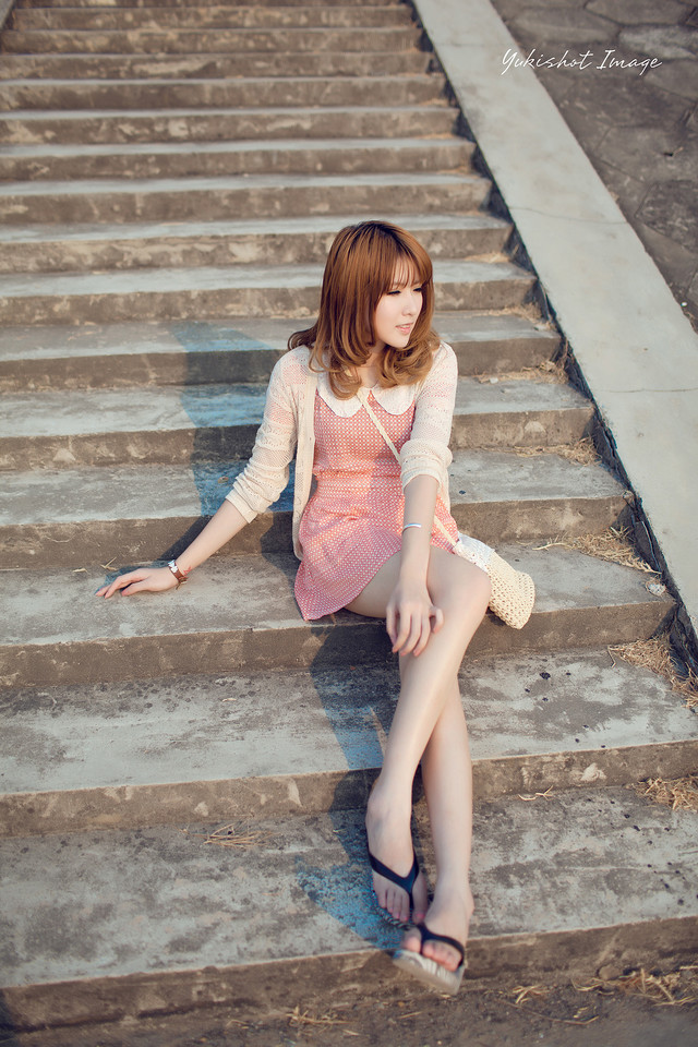 粉嫩美女清纯户外迷人唯美写真(6)