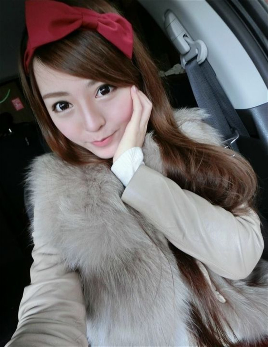 美女VIVI迷人可爱自拍照(18)