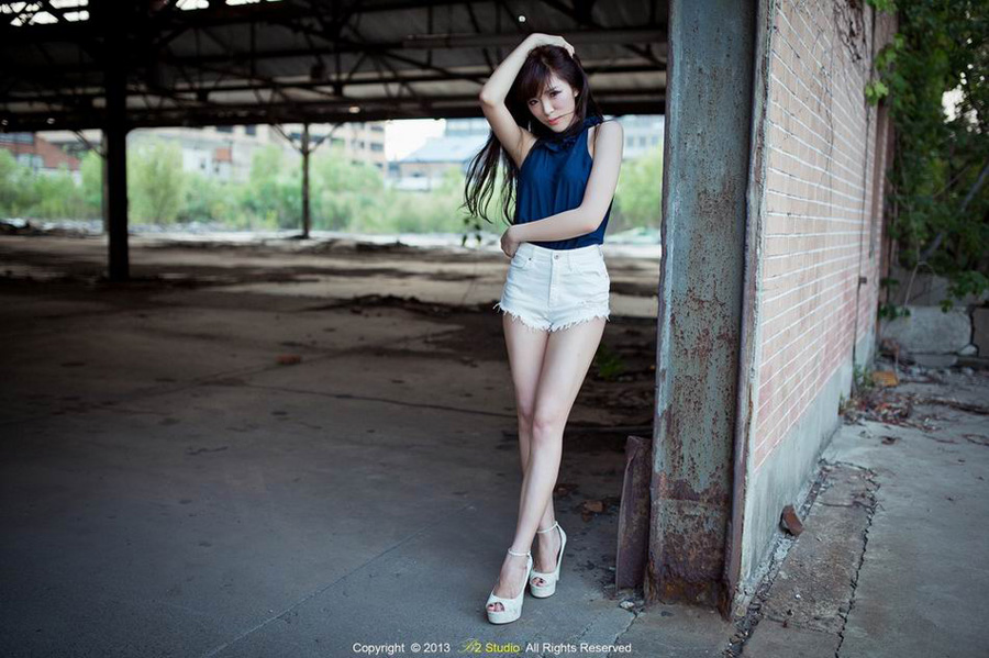 迷人美女美腿清纯甜美写真(10)