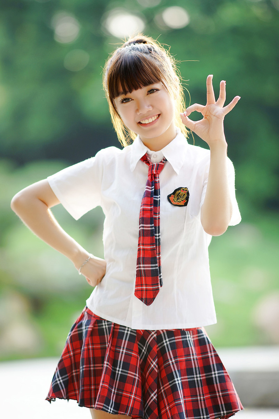甜美系制服美女清纯迷人写真