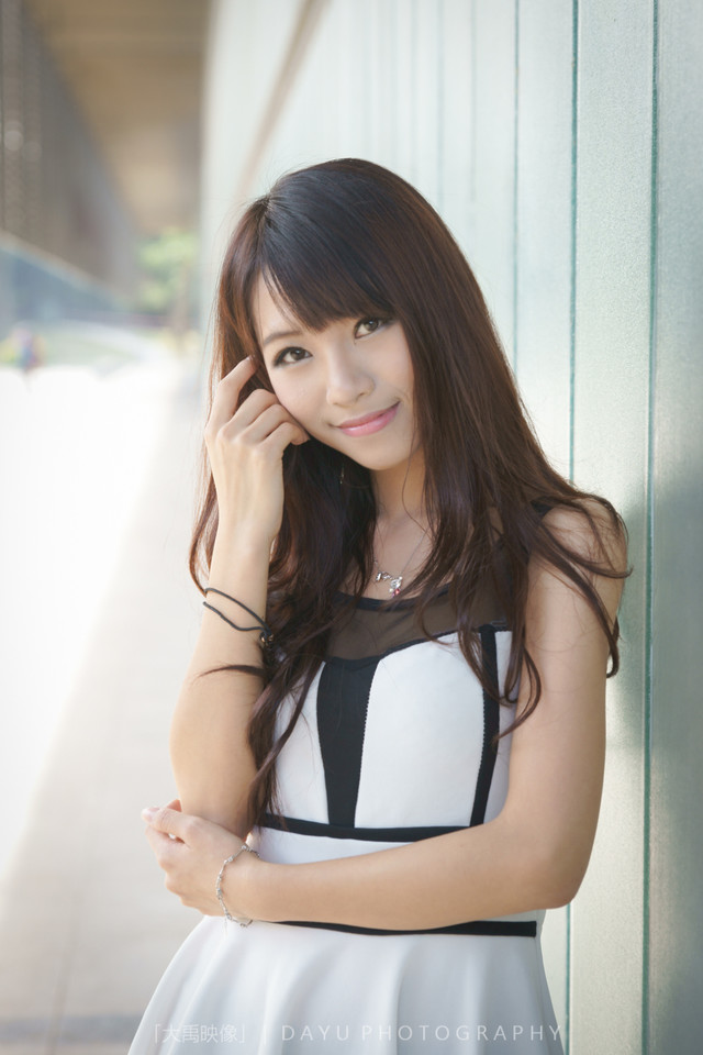 清纯可爱美女阳光迷人写真(4)