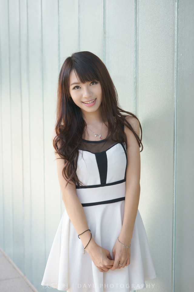 清纯可爱美女阳光迷人写真(5)