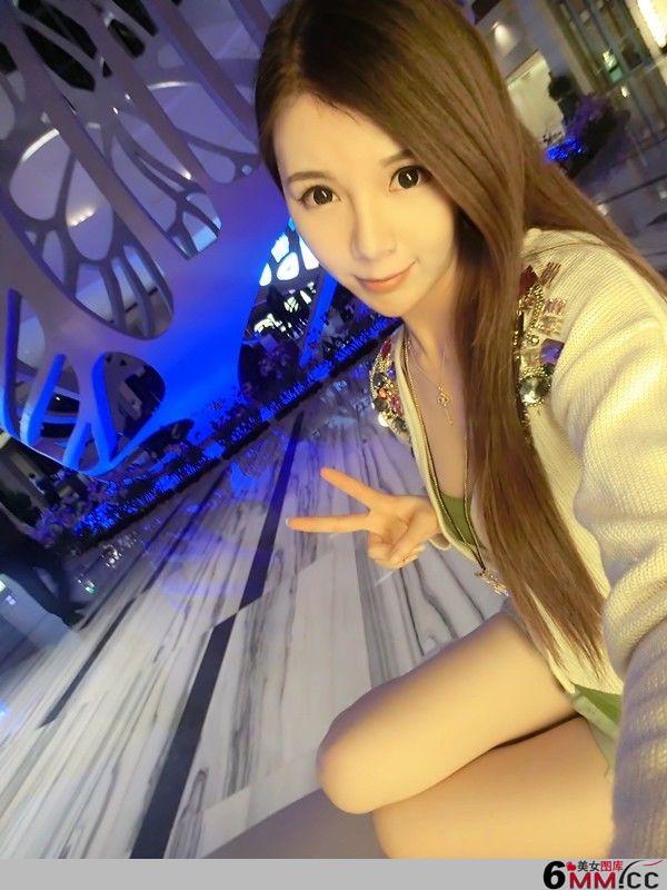极品美女生活自拍迷人照