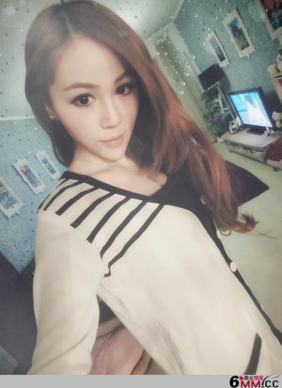 极品美女模特诗辰生活自拍写真(5)