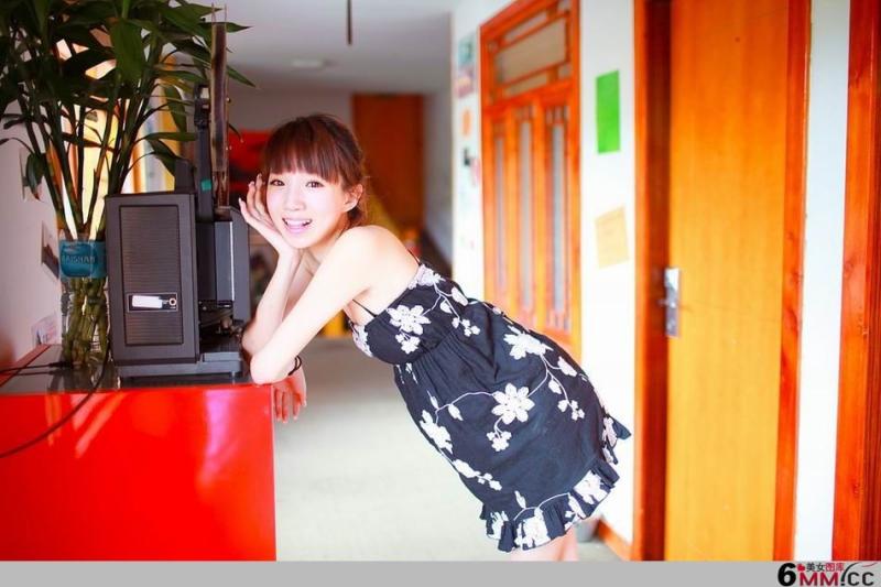 美女校花暑假生活甜美迷人写真(12)
