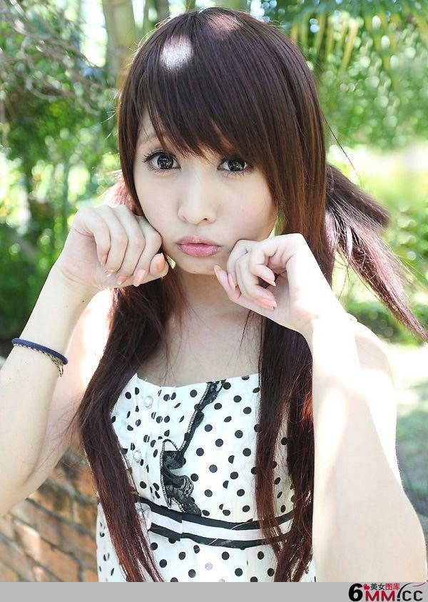 90后大眼美女可爱照(5)