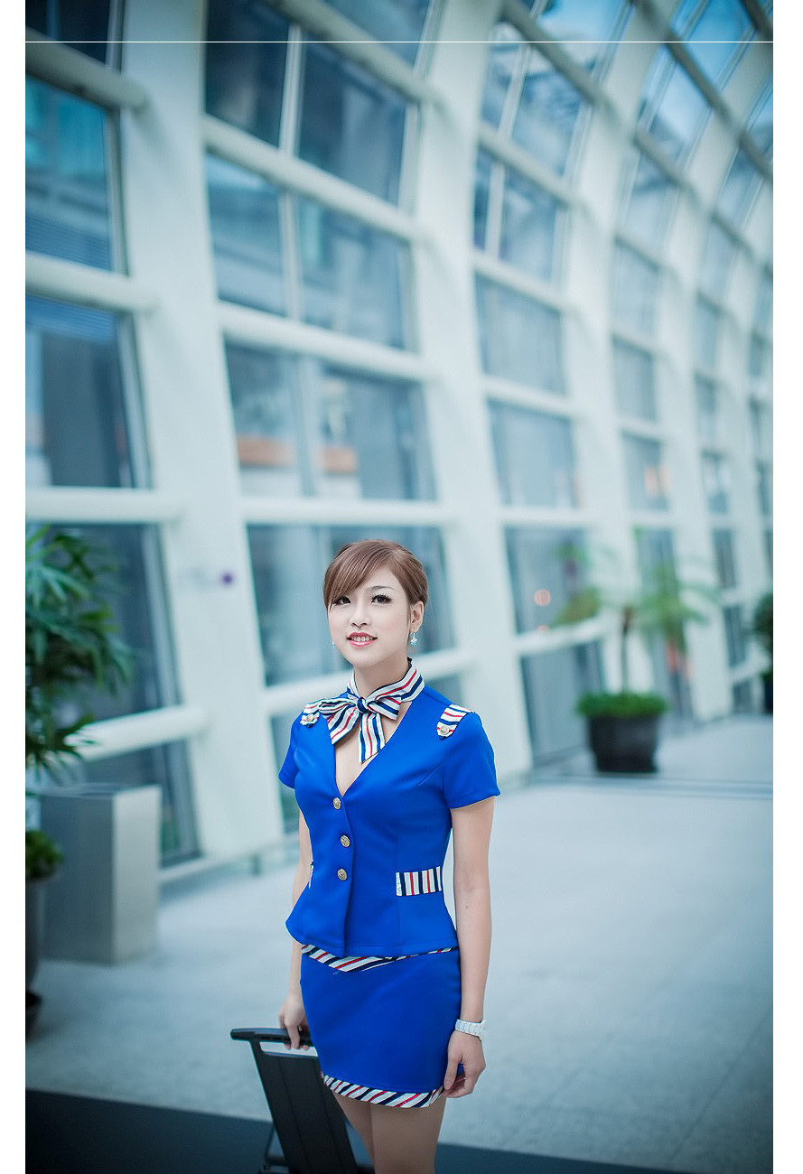 美女空姐制服低胸性感诱惑写真