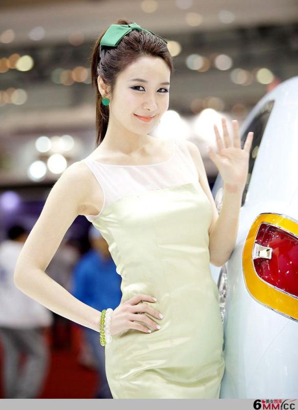 韩国美女车模李贤贞写真(3)