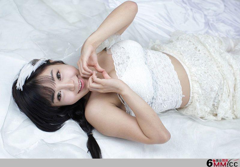 韩国少见的极品黑丝袜美女(9)