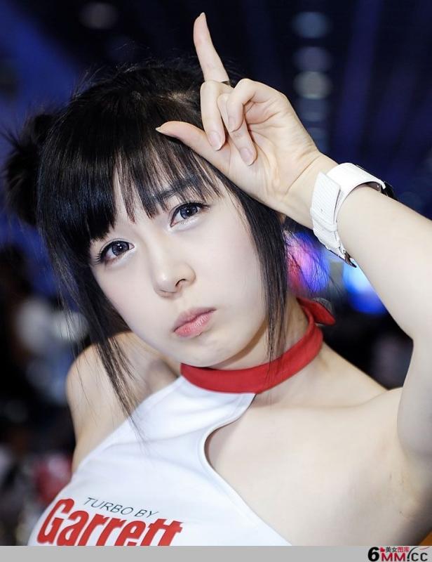 清纯卖萌可爱美女车模(14)