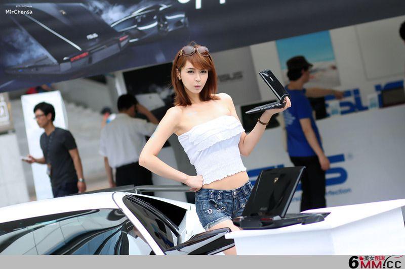 韩国豪车美女车模白色风暴(3)