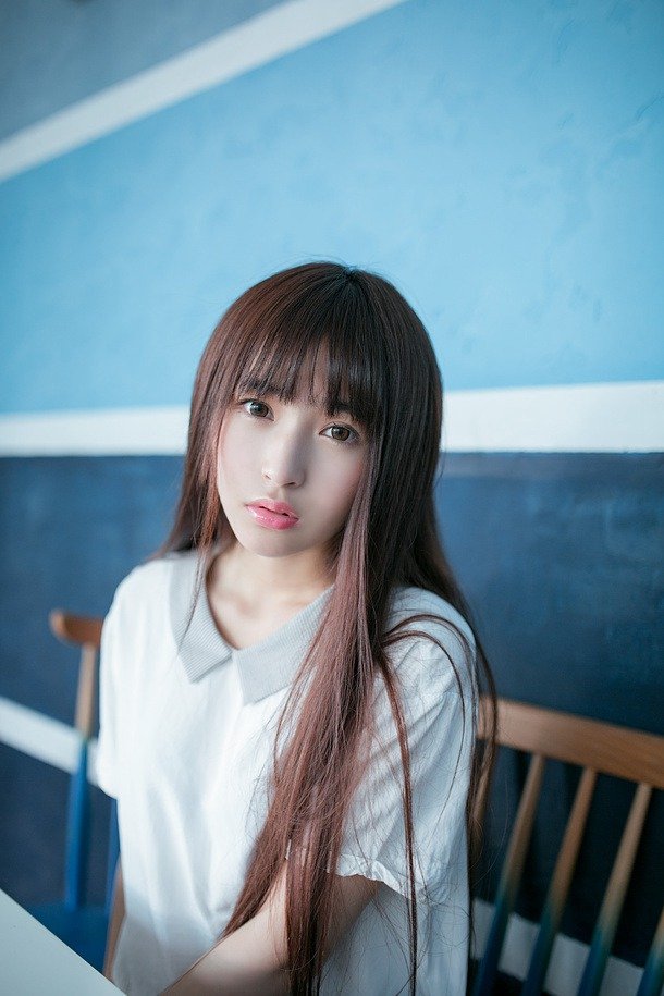清纯学生妹Aimee毕业典礼唯美写真(2)