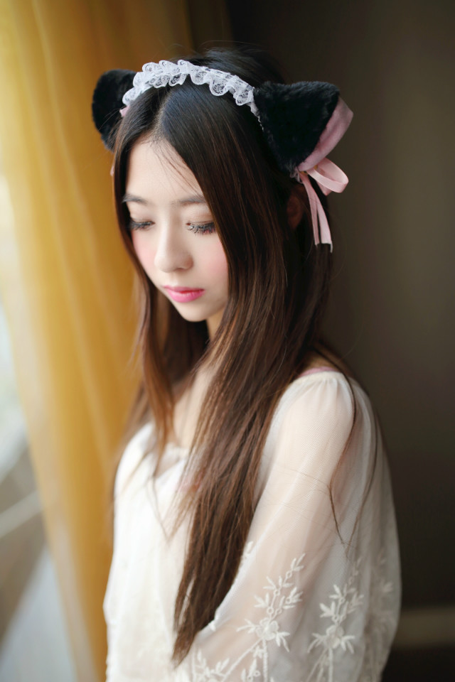 90后粉嫩美女唯美纯情写真照