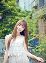 可爱美女清纯夏日迷人街拍写真