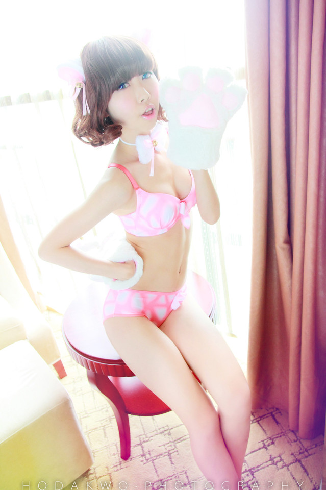 可爱美女的性感闺房内衣写真(10)