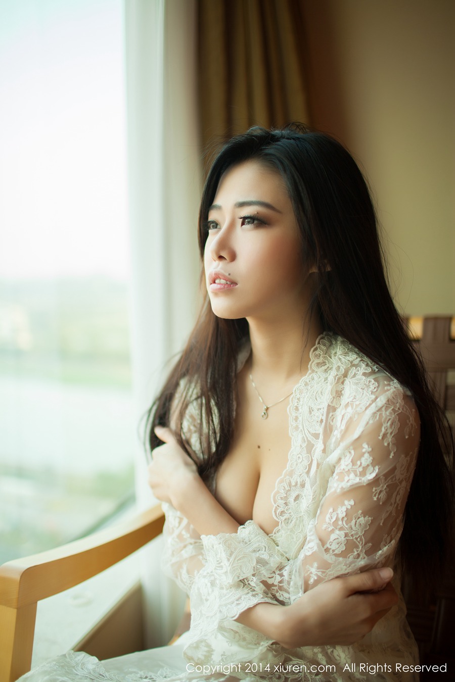 luvian本能极度性感美乳透视私房诱惑(23)