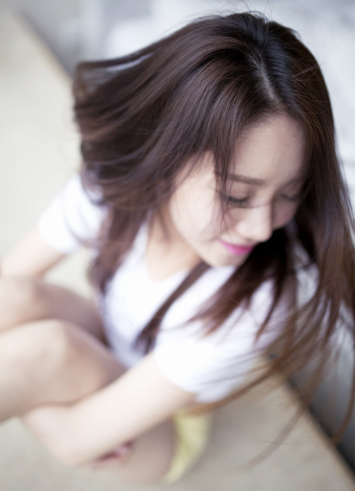 可爱美女迷人俏皮私房照