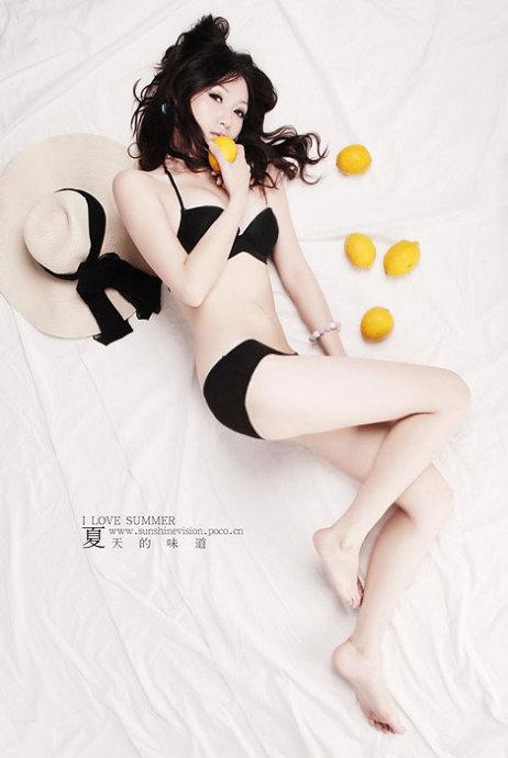 妩媚如水，垂涎欲滴
