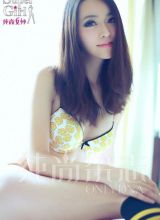 白嫩纯纯的美女林筱雅