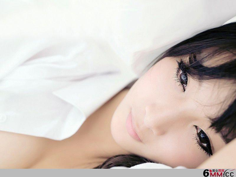 秋波暗送胸大的美女私房(2)