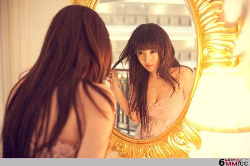 足球宝贝诗梓佳丰满美胸妩媚(12)
