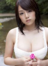 爆乳日本嫩模筱崎爱(27)