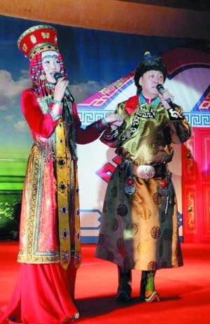 2007年，韩磊迎娶蒙古族妻子其其格。