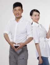 演员练束梅再任形象大使 为爱传播公益事业