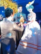 演员黄小蕾与老公38天闪婚 张国立当证婚人