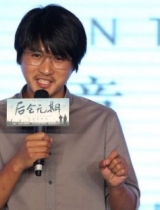 韩寒谈宁财神吸毒事件：落井下石更可怕