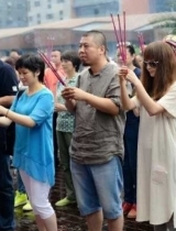 网曝姚笛走出低谷 低调复工拍戏