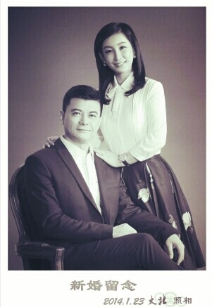 　王新军和秦海璐的结婚照拍于今年1月23日。