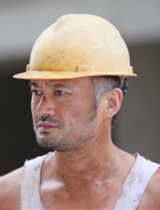 电影《强者》杀青 曹卫宇倾情演绎伟大父爱