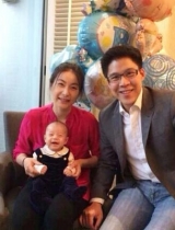 郭晶晶身体力行支持母乳喂养 出席“爱婴行动”