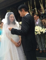 杨幂刘恺威巴厘岛完婚 新娘松口已有生子计划